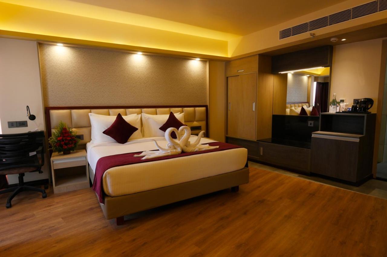 Fort Manor Thiruvananthapuram Extérieur photo