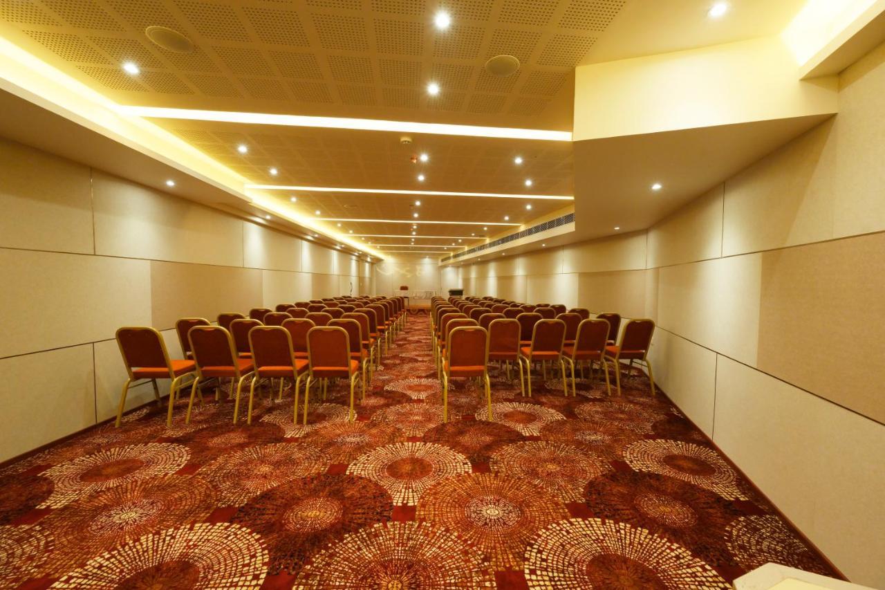 Fort Manor Thiruvananthapuram Extérieur photo
