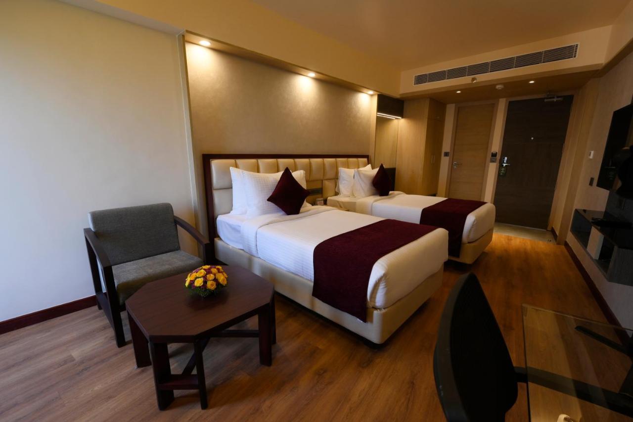 Fort Manor Thiruvananthapuram Extérieur photo